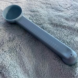 Vintage Kamenstein Scooper